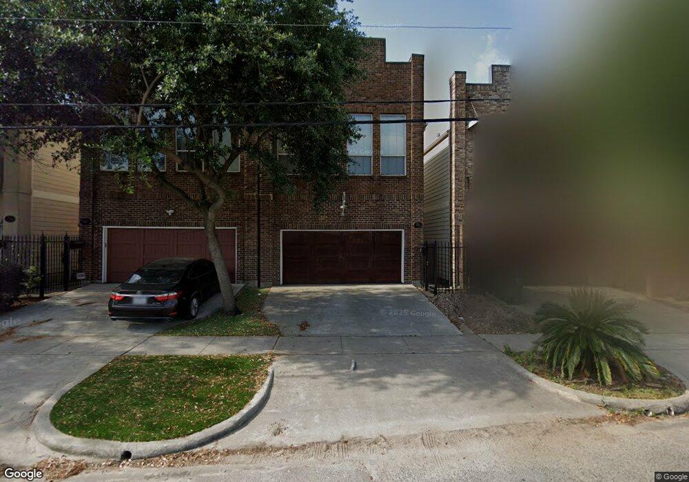 706 E 6th 1/2 St, Houston, TX 77007 - photo 1