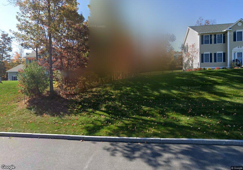 62 Brookview Dr, Hooksett, NH 03106 - photo 1