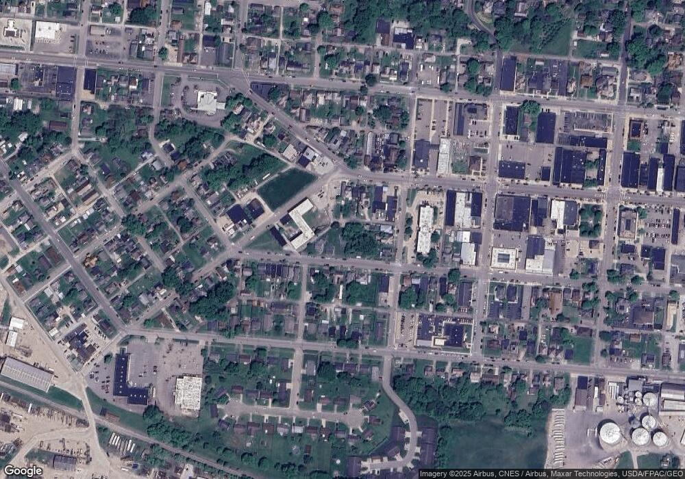 262 W 2nd St, Logan, OH 43138 - photo 1