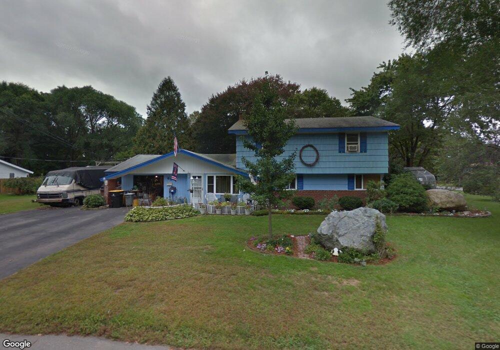 69 Hemenway Rd, Framingham, MA 01701 - photo 1