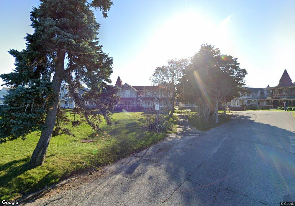 61 B Ocean Ave, Oak Bluffs, MA 02557 - photo 1