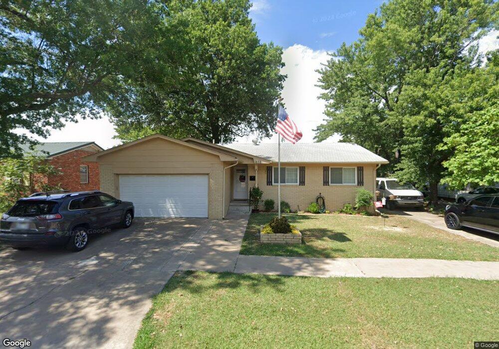 232 W 3rd St, Skiatook, OK 74070 - photo 1