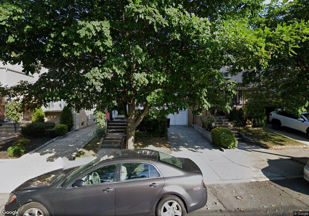 9012 69th Ave, Forest Hills, NY 11375 - photo 1