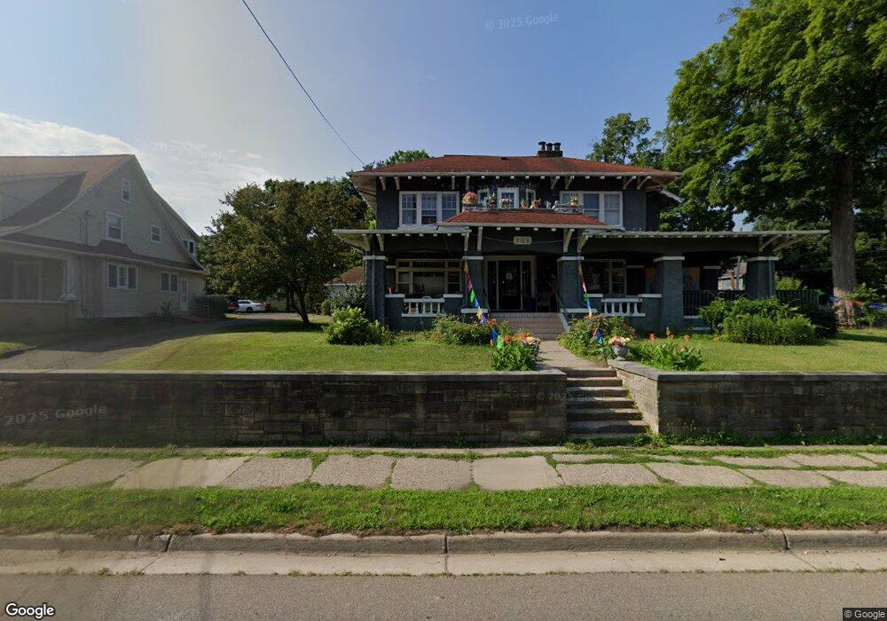 204 E Mt Hope, Lansing, MI 48910 - photo 1