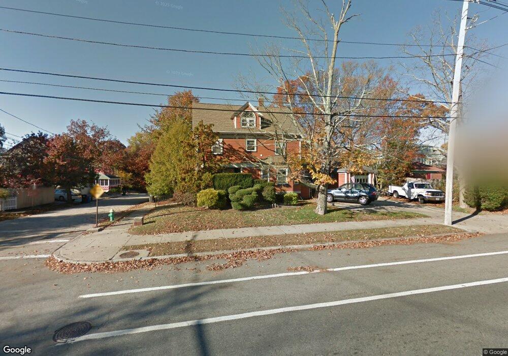 1139 Narragansett Blvd, Cranston, RI 02905 - photo 1