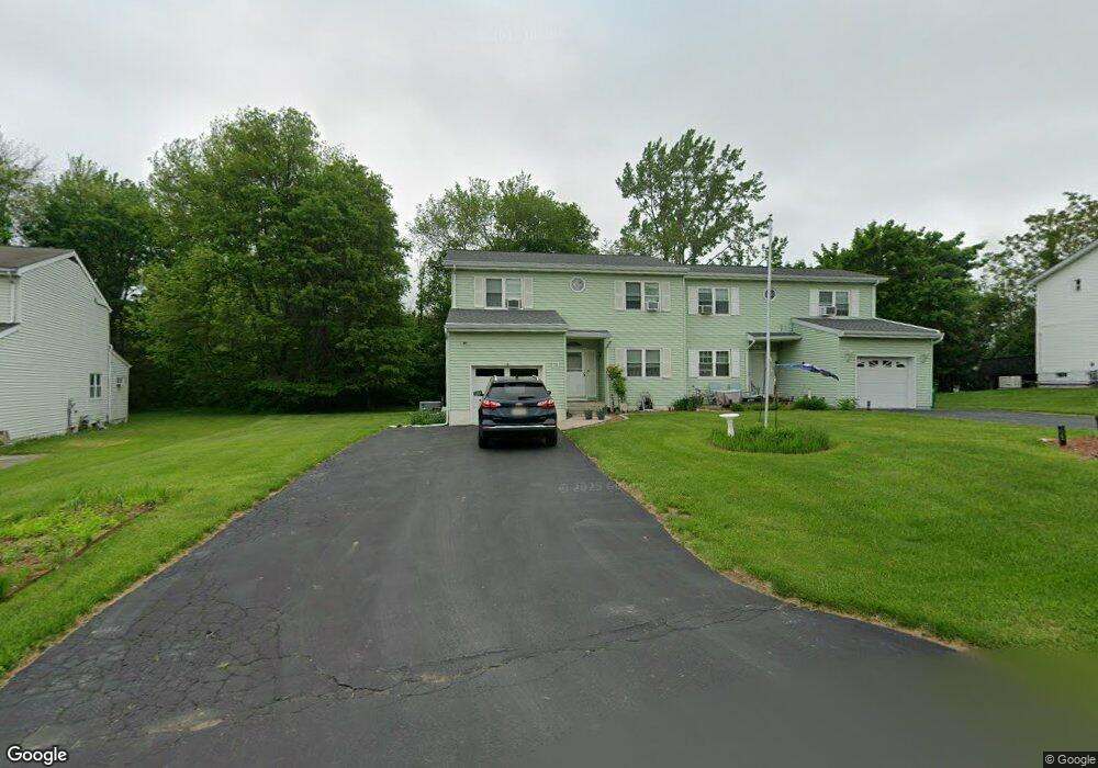 17 Fieldstone Blvd, Wappingers Falls, NY 12590 - photo 1