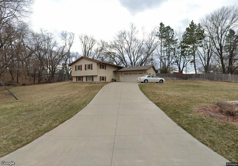 14709 Spring Lake Rd, Minnetonka, MN 55345 - photo 1