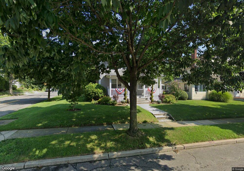 155 Floral Blvd, Floral Park, NY 11001 - photo 1