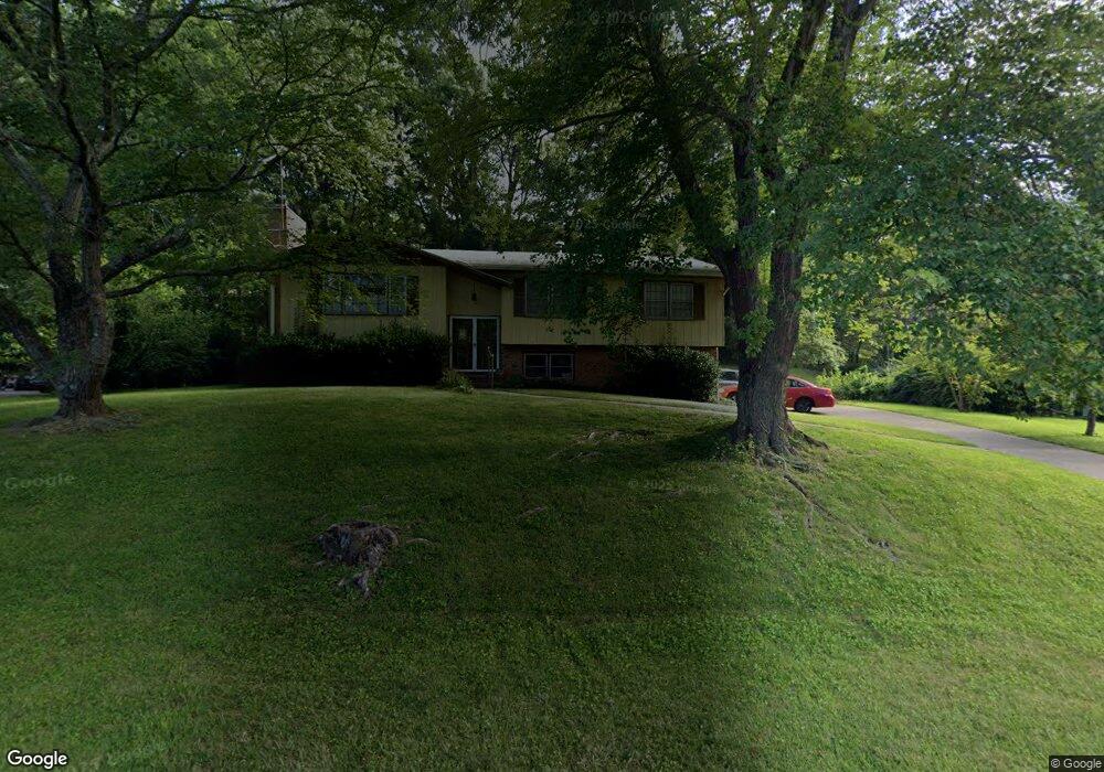 9 Campbell Cir, Asheville, NC 28803 - photo 1