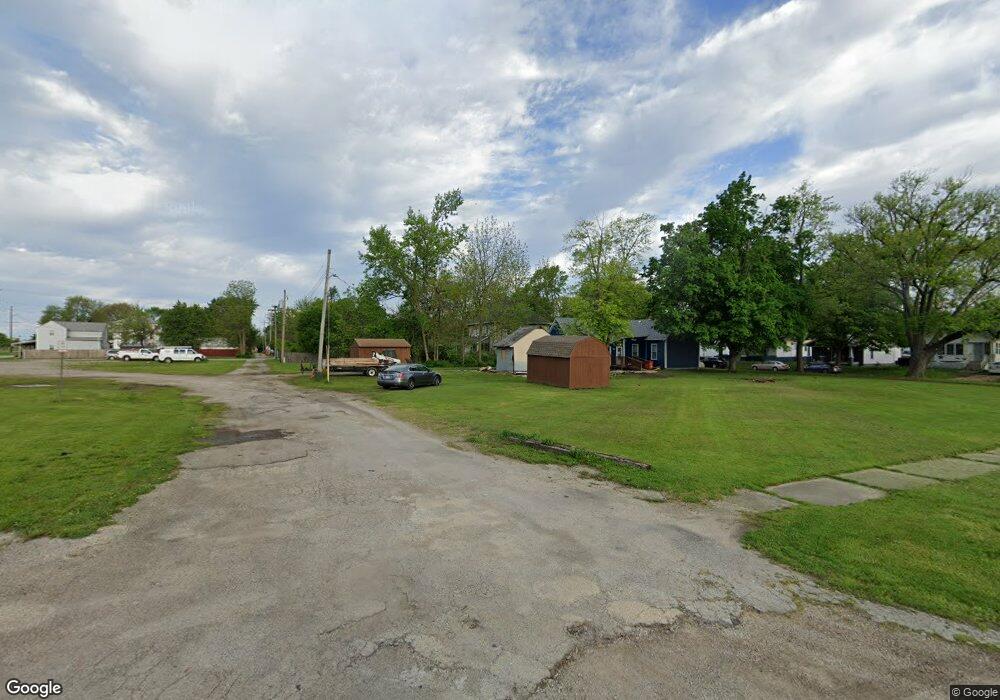 1005 Champaign Ave, Mattoon, IL 61938 - photo 1