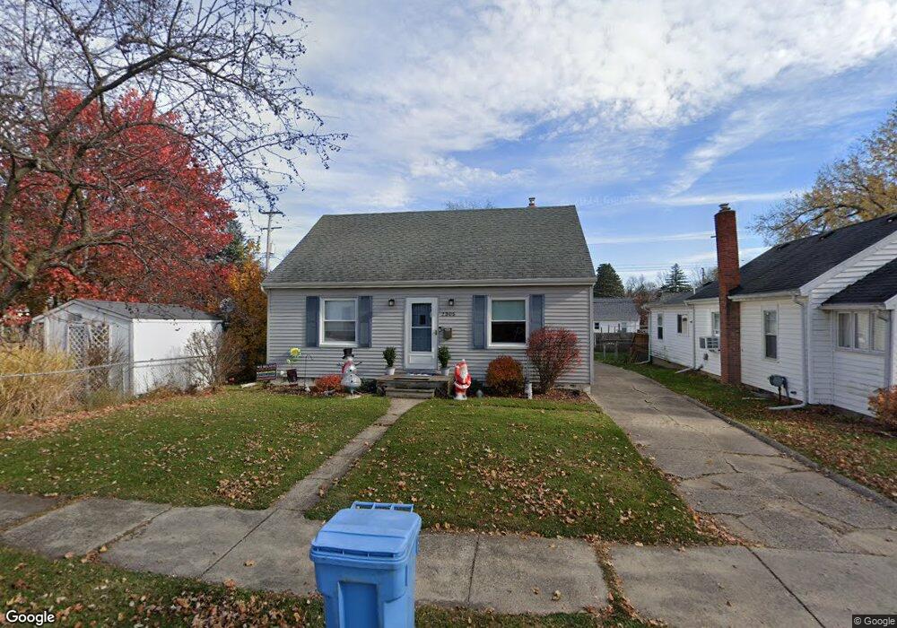 2305 Harding Ave, Lansing, MI 48910 - photo 1