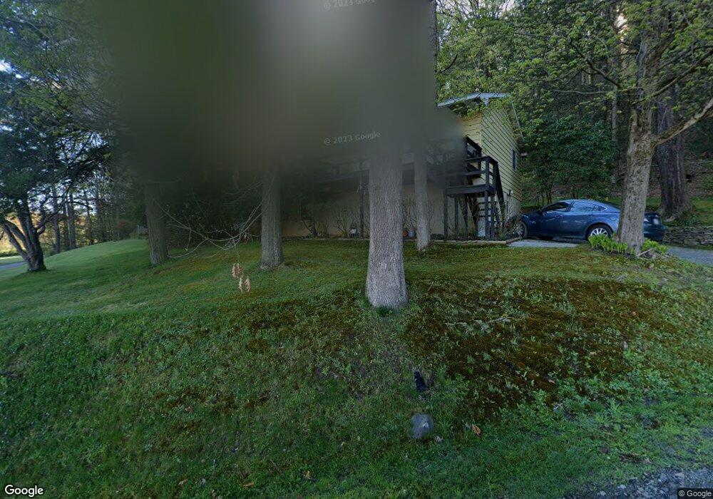 686 Ledge Hill Dr, Falls, PA 18615 - photo 1