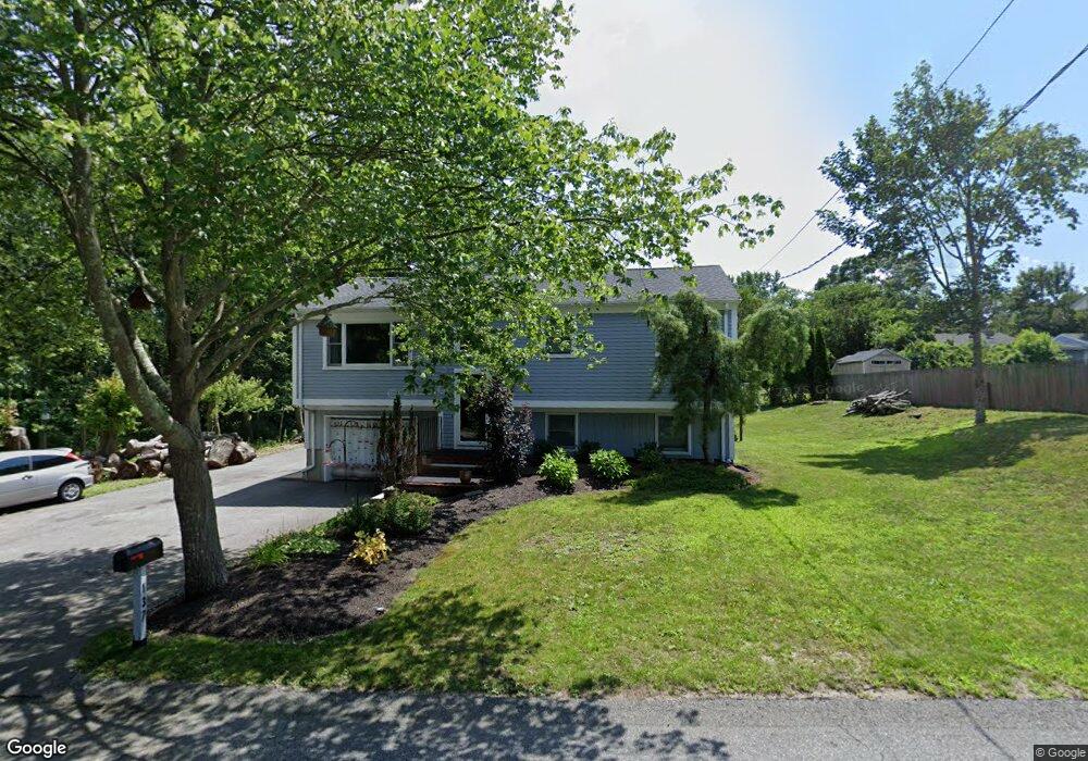 137 Cypress Ave, Tiverton, RI 02878 - photo 1