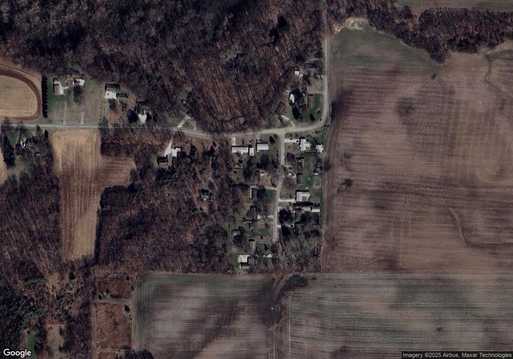 15100 Algonquin Rd, Three Oaks, MI 49128 - photo 1