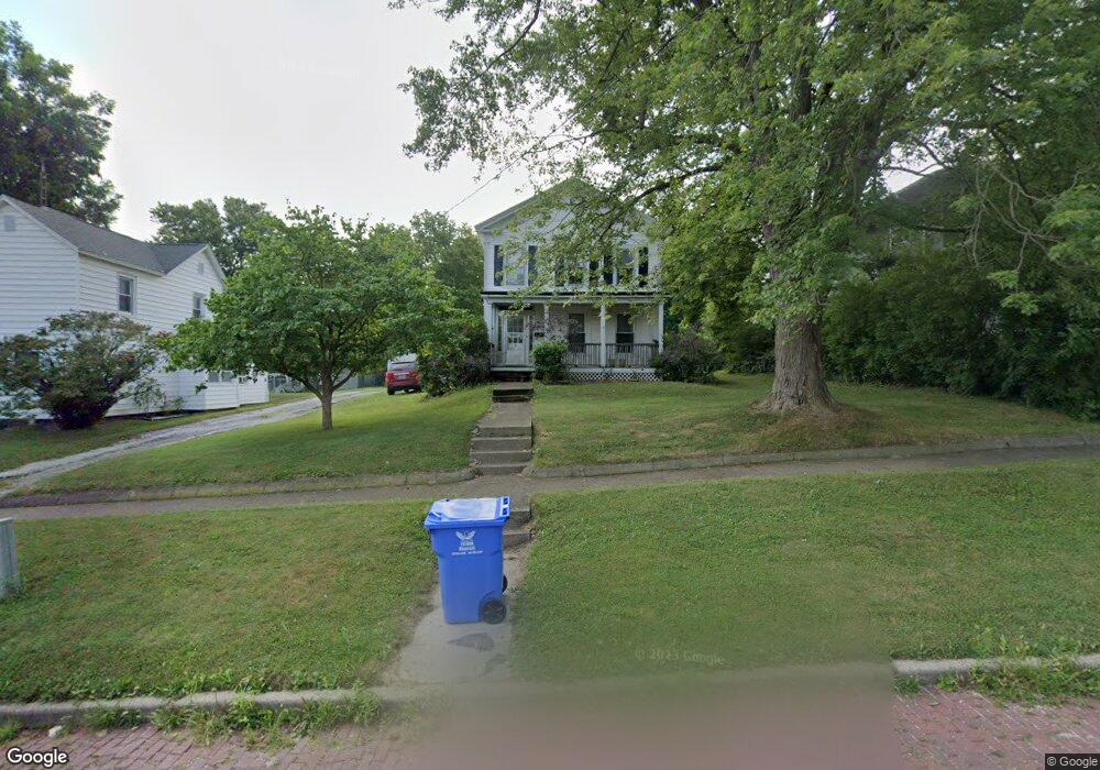 272 S Cass St, Virginia, IL 62691 - photo 1