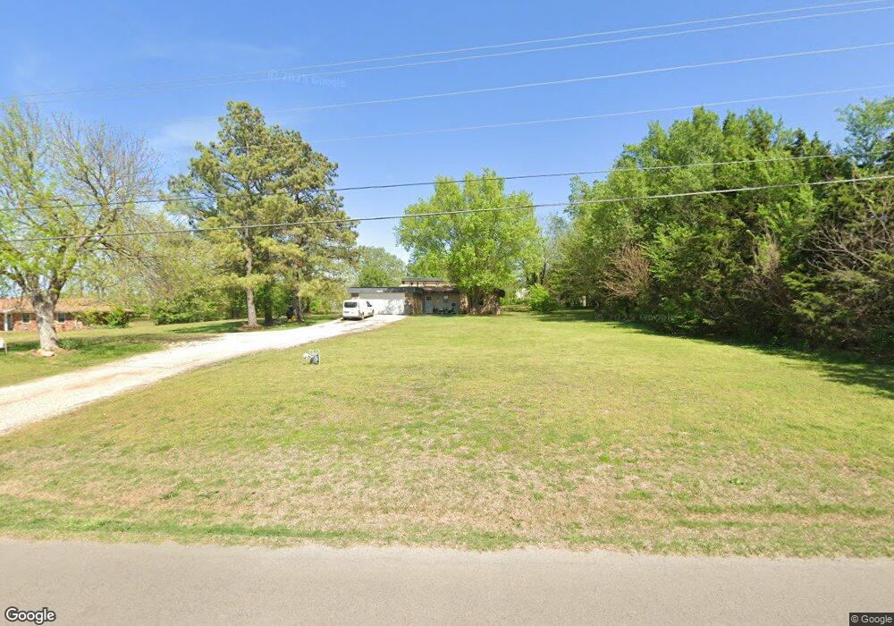 5825 N Bryan Ave, Shawnee, OK 74804 - photo 1
