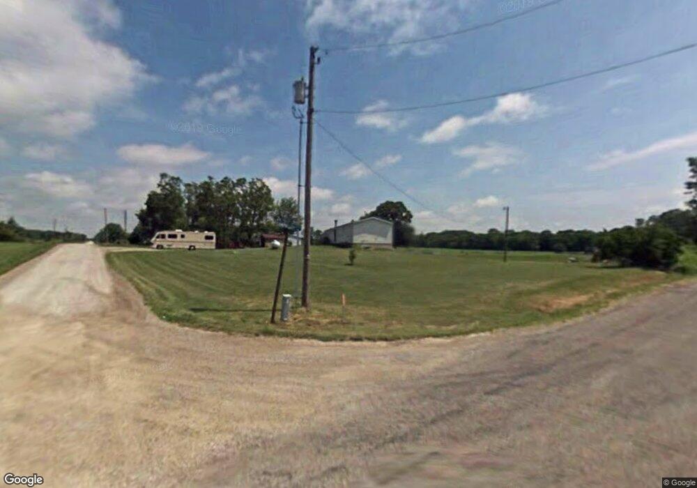 17924 Killian Rd, Spencerville, IN 46788 - photo 1