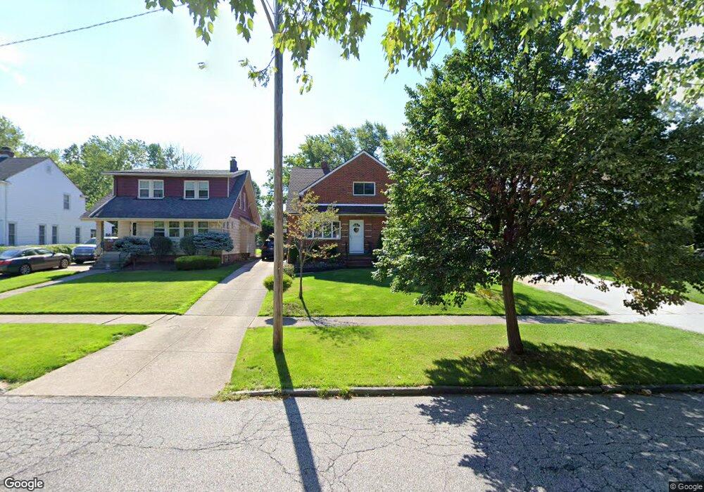 24500 Glenbrook Blvd, Euclid, OH 44117 - photo 1