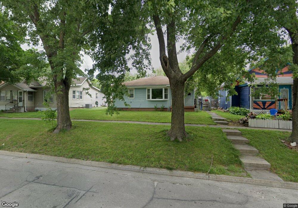 17 Davis Ave, Des Moines, IA 50315 - photo 1