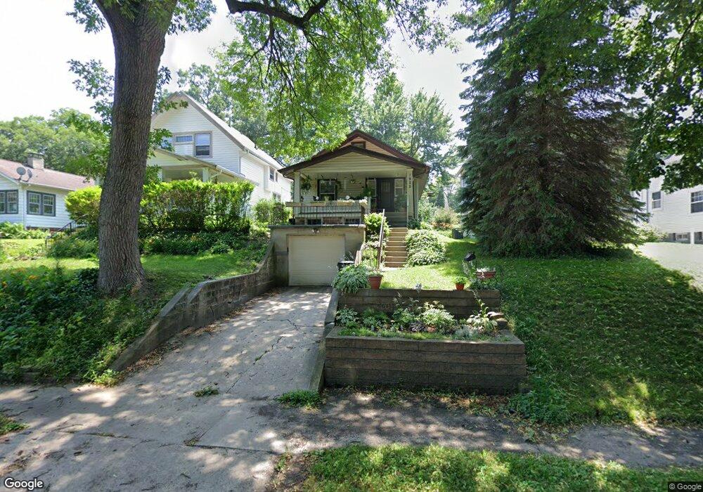 1925 8th Ave SE, Cedar Rapids, IA 52403 - photo 1