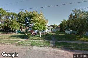 320 W 3rd Ave, Lennox, SD 57039
