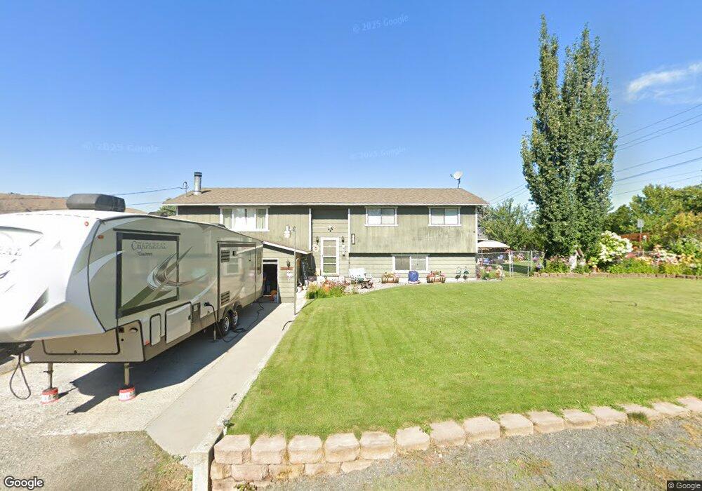 400 S Lyle Ave, East Wenatchee, WA 98802 - photo 1