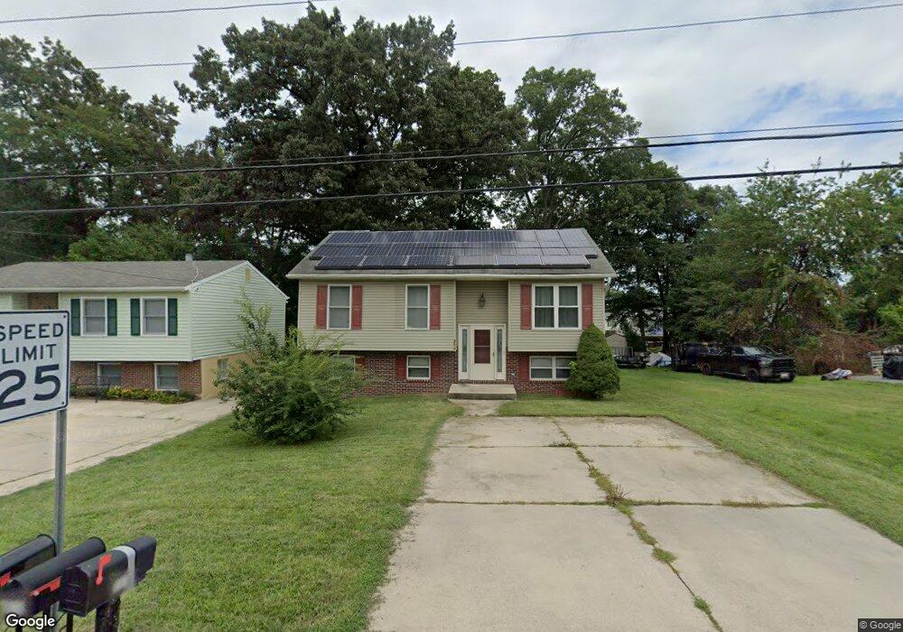 8610 Locust Grove Dr, Laurel, MD 20707 - photo 1