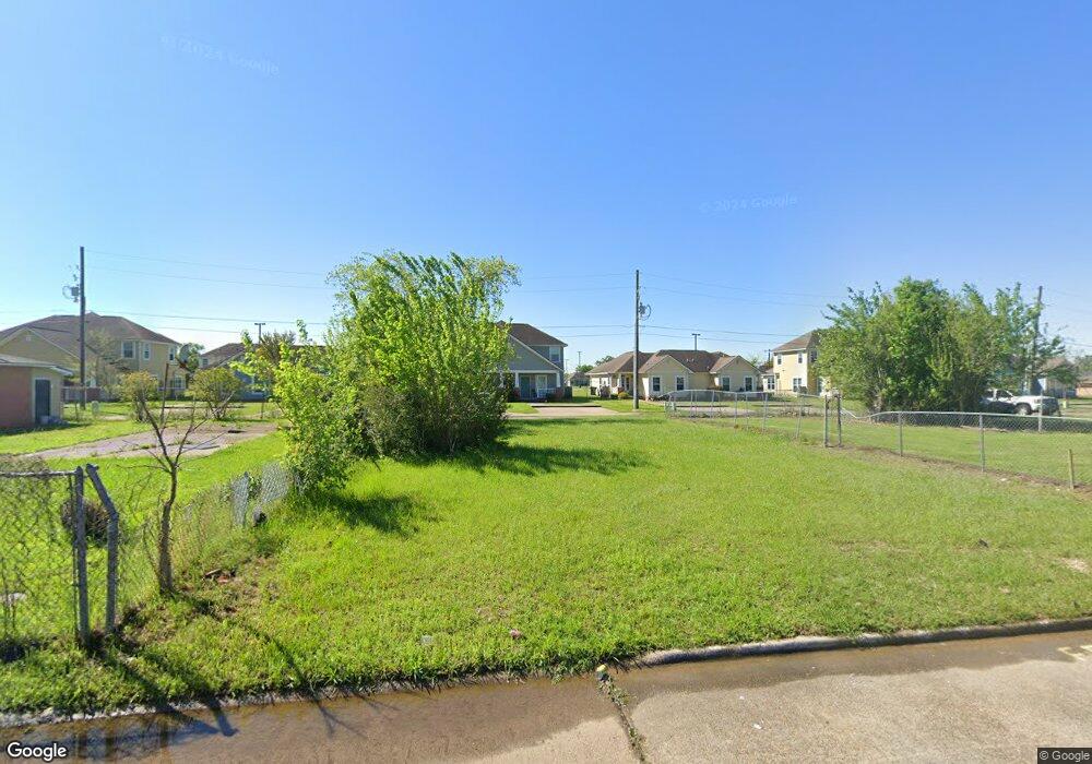 1912 Evans St, Lake Charles, LA 70601 - photo 1