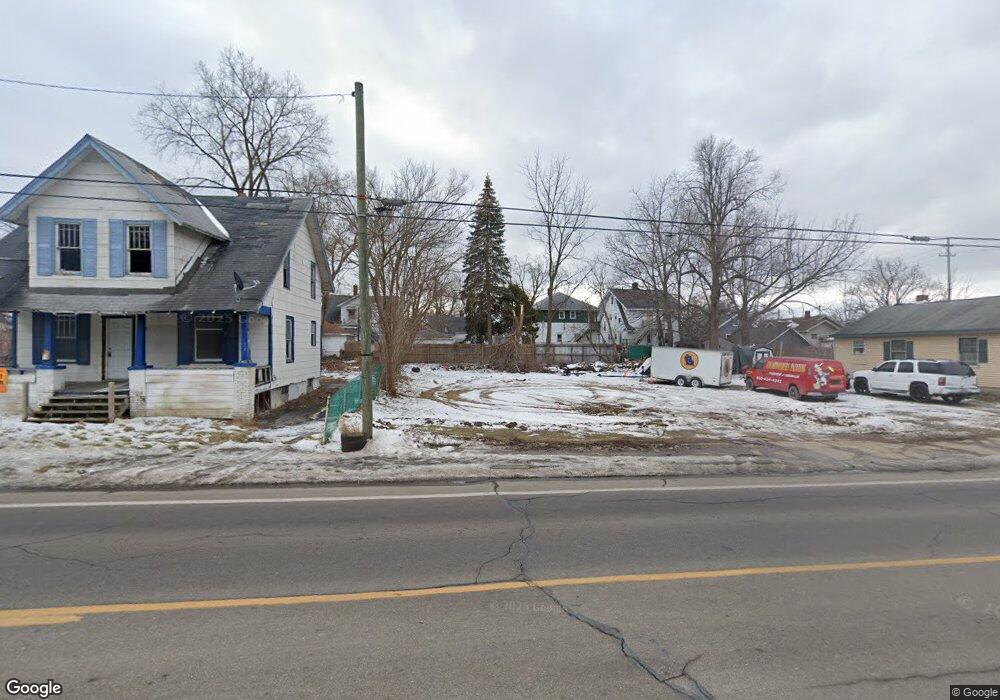 2237 Corunna Rd, Flint, MI 48503 - photo 1