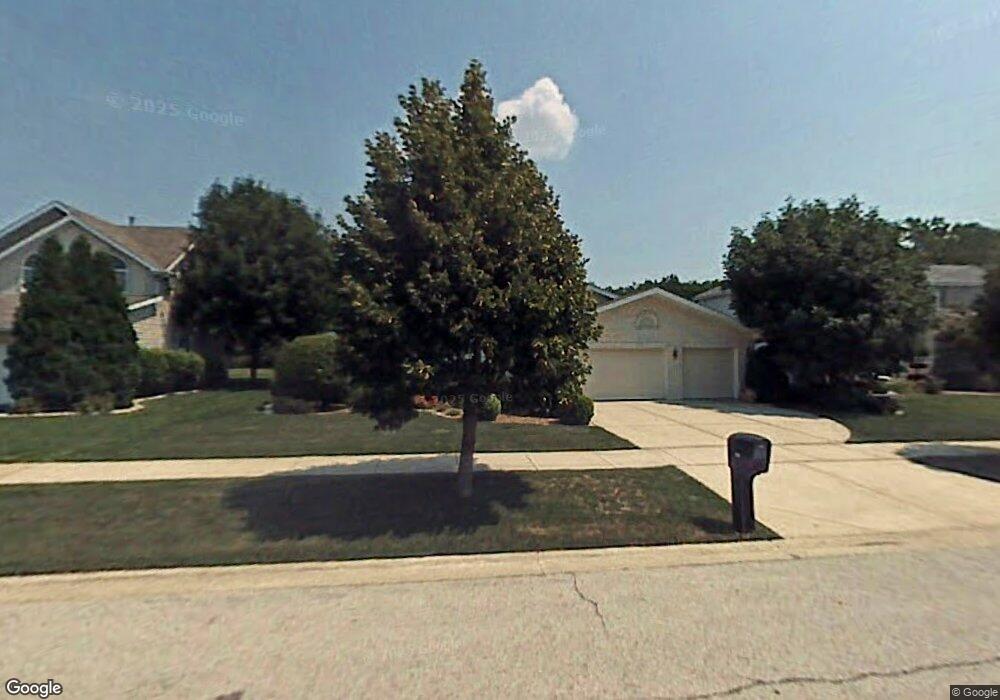 613 Primrose Ln, Matteson, IL 60443 - photo 1