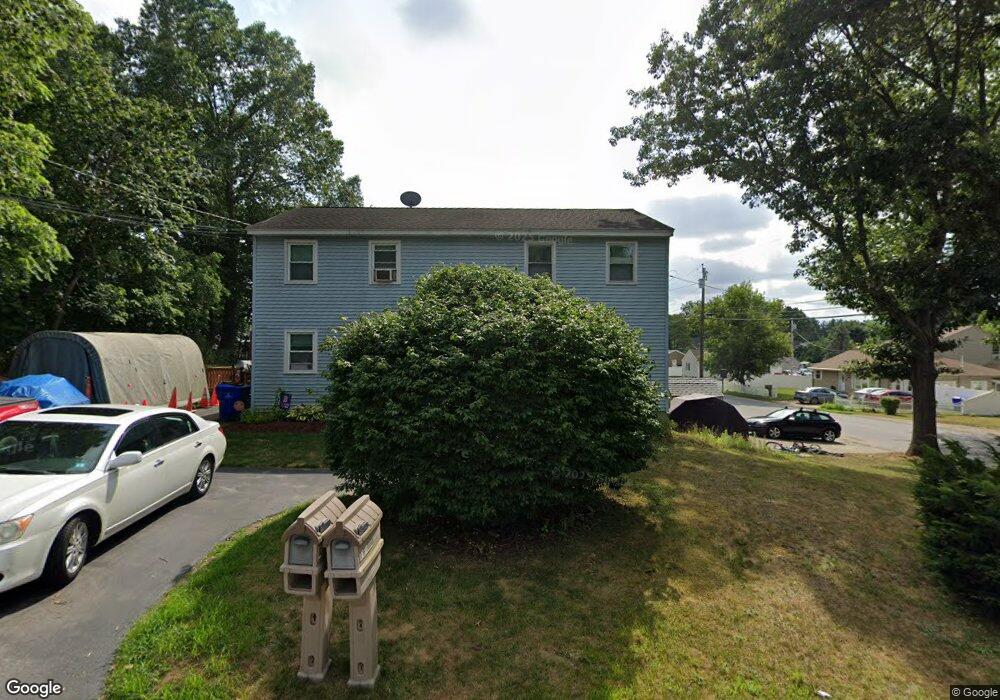 8B E St unit 8B, Hudson, NH 03051 - photo 1