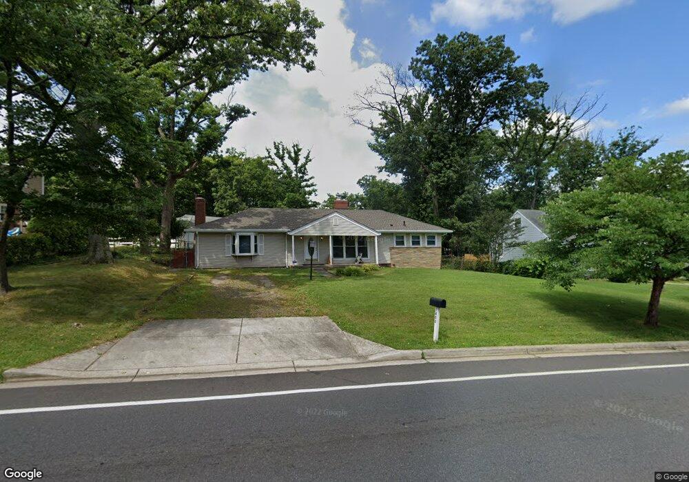 5402 Whitfield Chapel Rd, Lanham, MD 20706 - photo 1