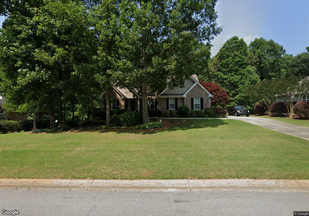 558 Southampton Cir unit 20, Hoschton, GA 30548 - photo 1