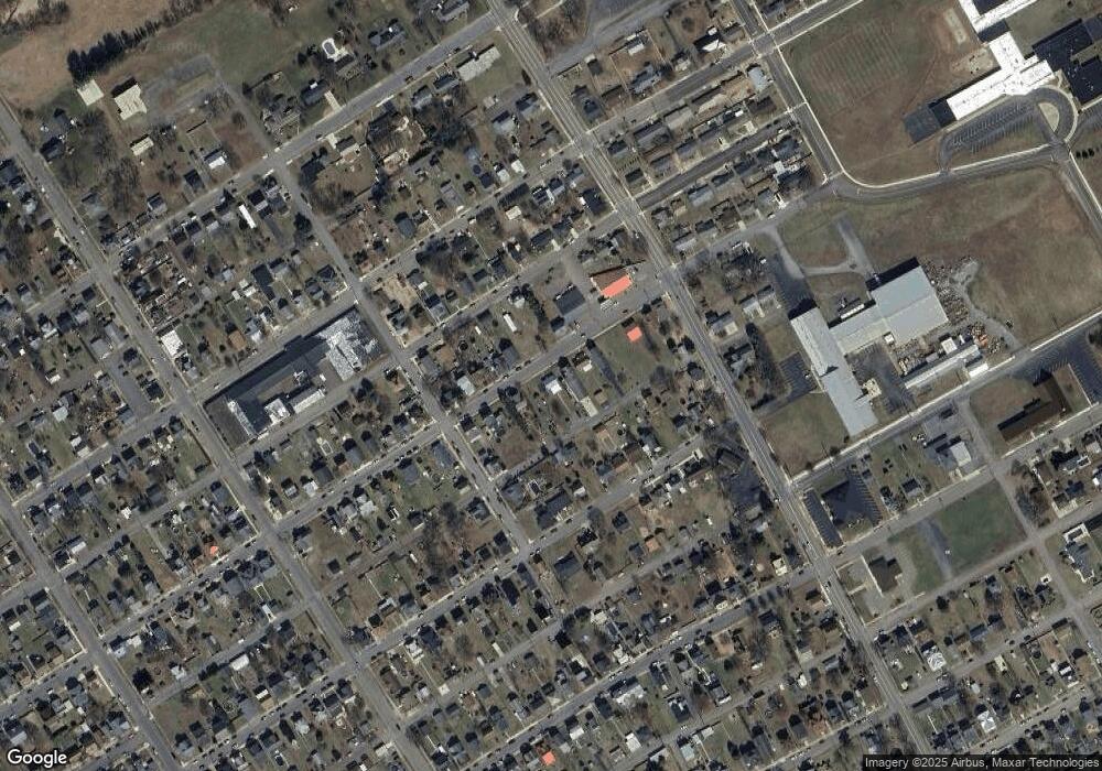 524 E 8th St, Berwick, PA 18603 - photo 1