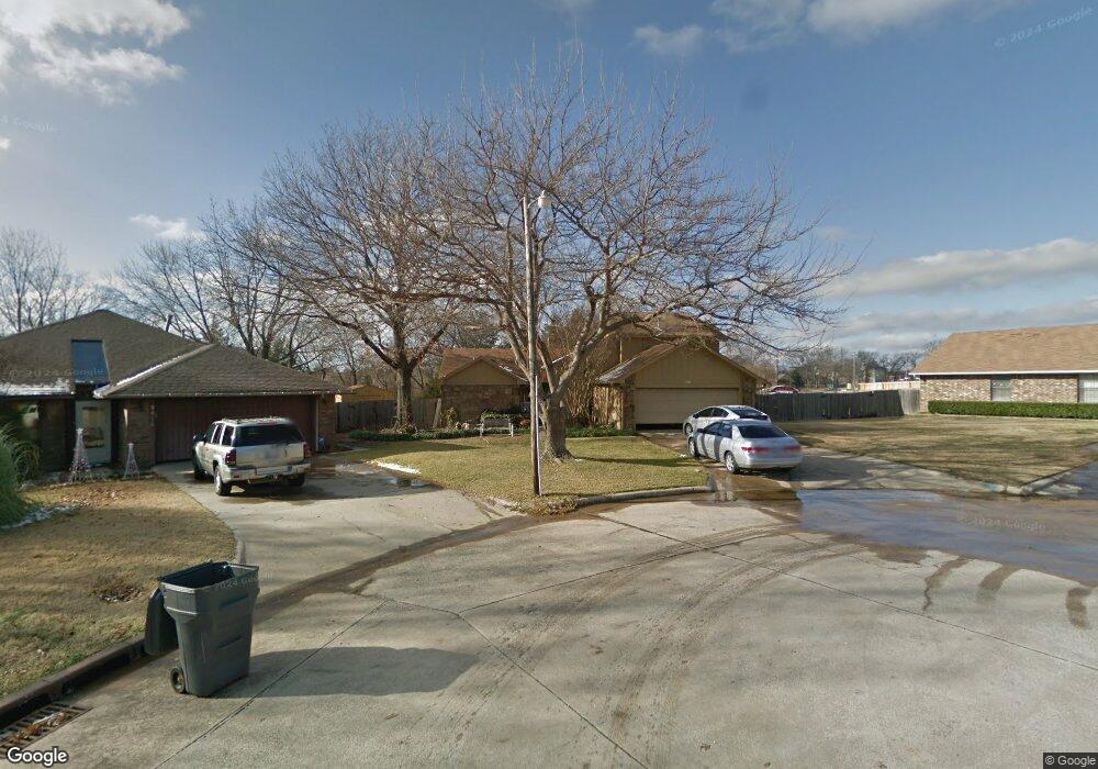 2413 Woodleaf Ct, Ardmore, OK 73401 - photo 1