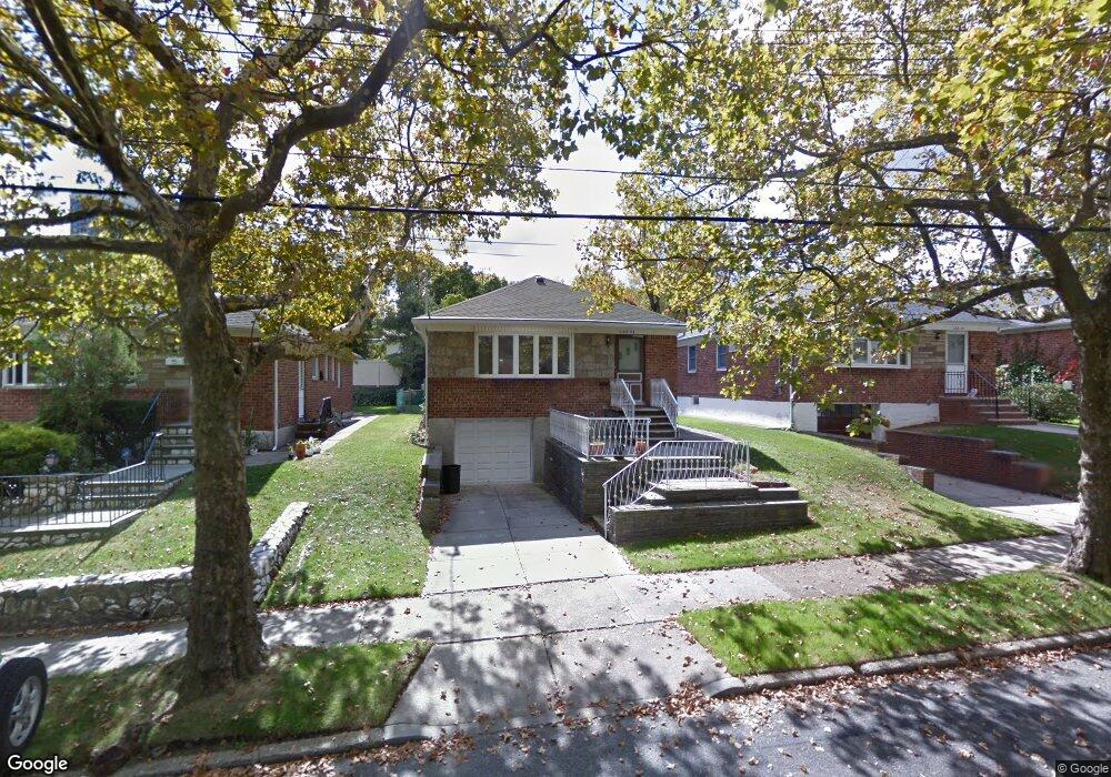 26224 60th Rd, Little Neck, NY 11362 - photo 1