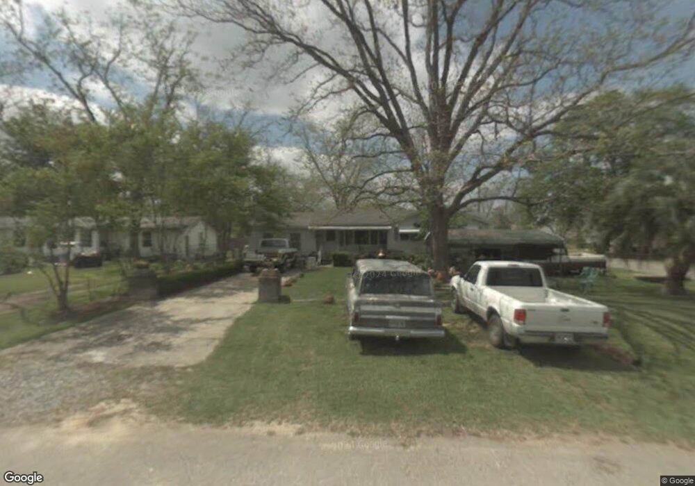 407 Lott St E, Broxton, GA 31519 - photo 1