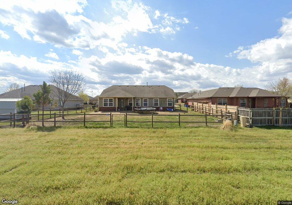 2111 S Javine St, Skiatook, OK 74070 - photo 1