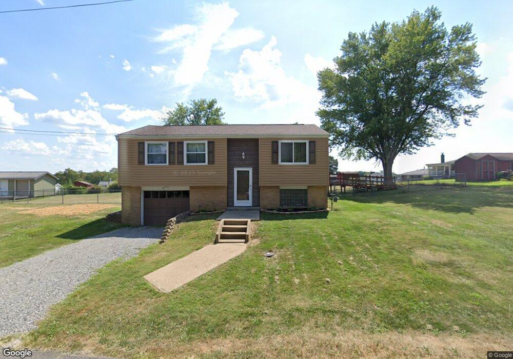 353 Walker Manor Cir, Colliers, WV 26035 - photo 1