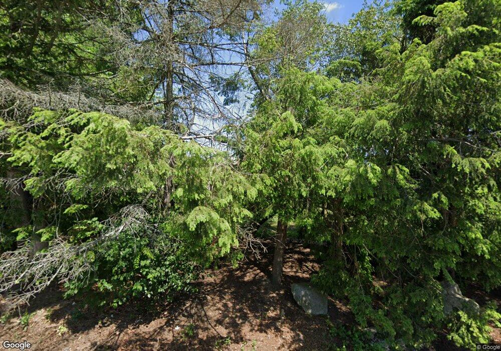 865 Hildreth St, Dracut, MA 01826 - photo 1