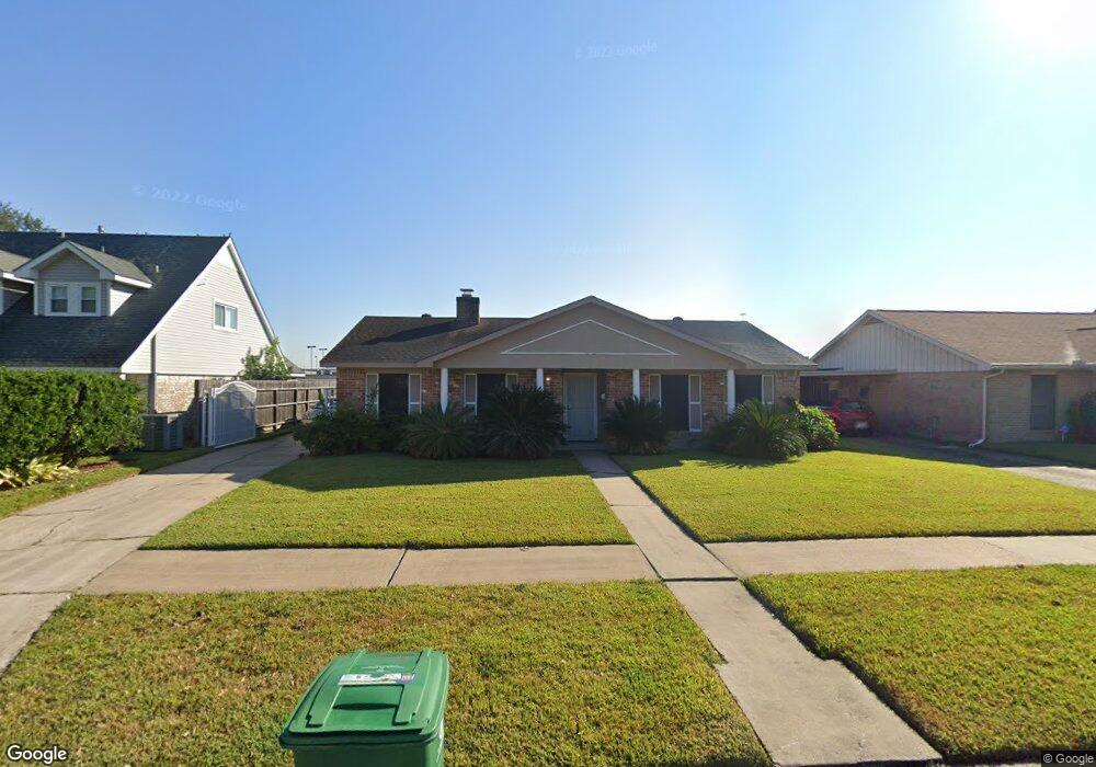 12111 Kirkholm Dr, Houston, TX 77089 - photo 1