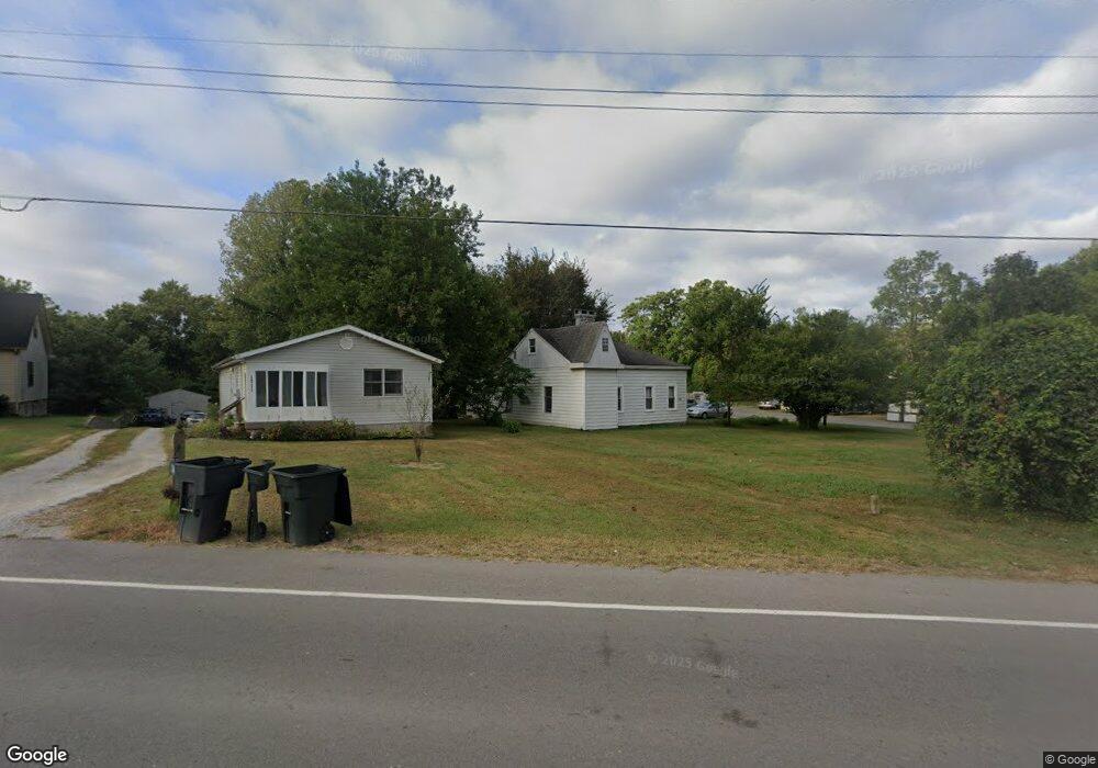 1715 Corydon Pike, New Albany, IN 47150 - photo 1