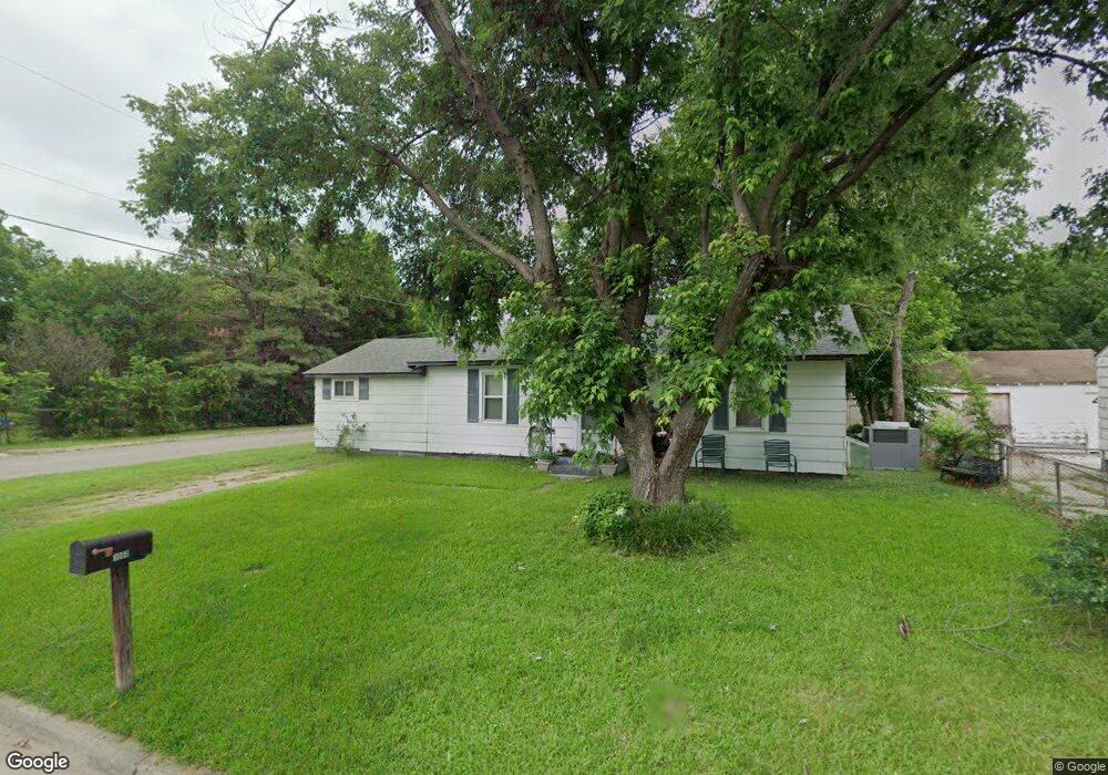 1000 A St SE, Ardmore, OK 73401 - photo 1