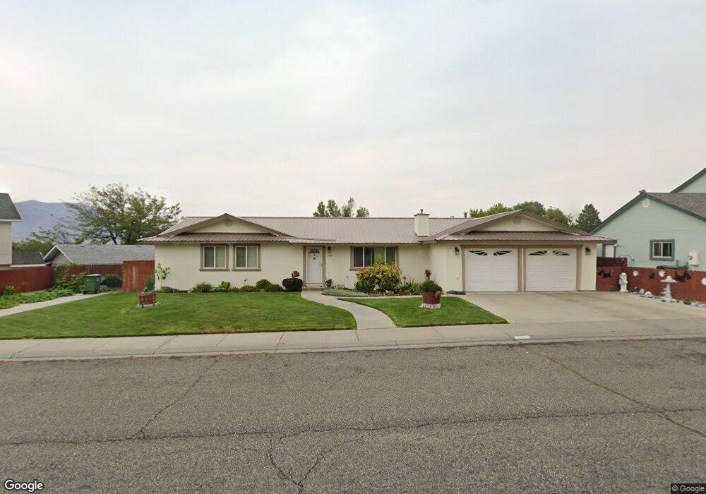 1987 Midas Dr, Winnemucca, NV 89445 - photo 1