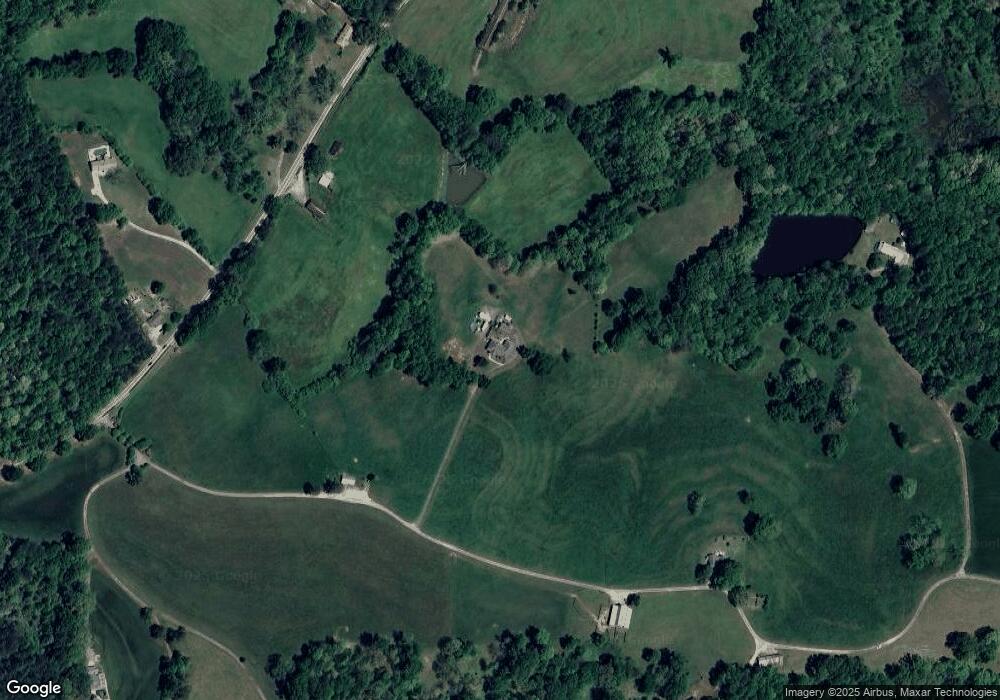 650 Covered Bridge Rd, Hoschton, GA 30548 - photo 1