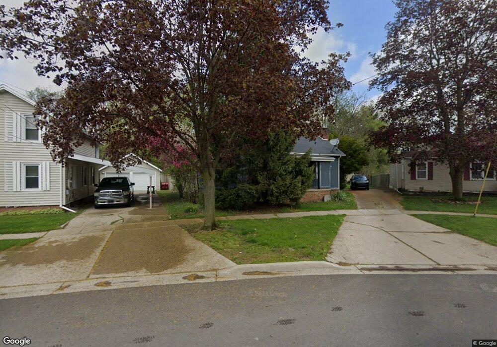 546 Company St, Adrian, MI 49221 - photo 1