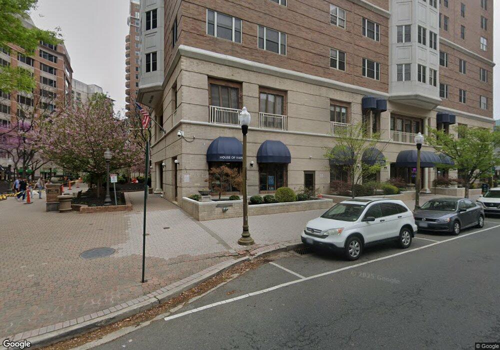 900 N Taylor St unit 1610/22, Arlington, VA 22203 - photo 1