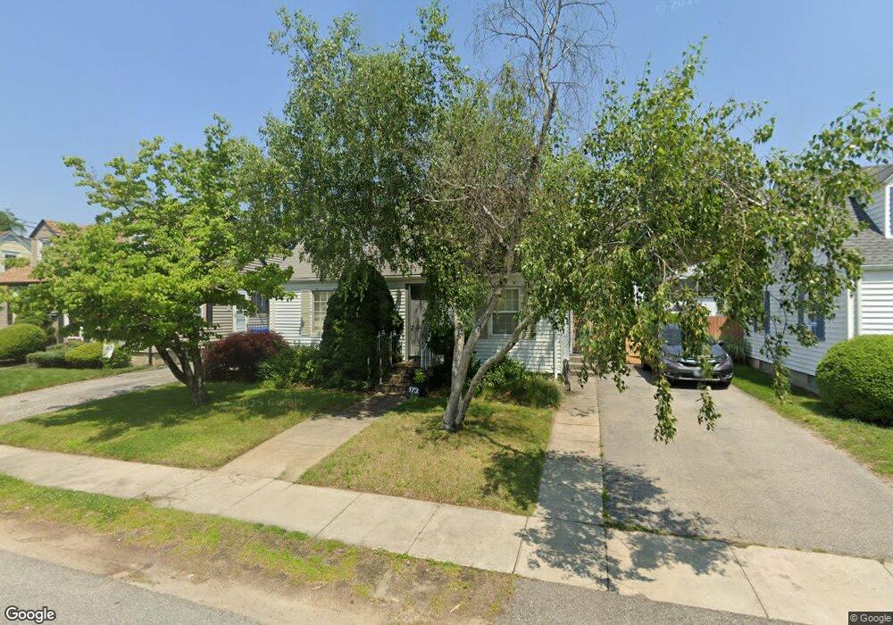 173 Aqueduct Rd, Cranston, RI 02910 - photo 1