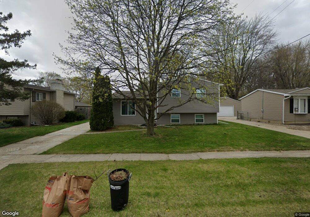 525 Clarion St, Clio, MI 48420 - photo 1