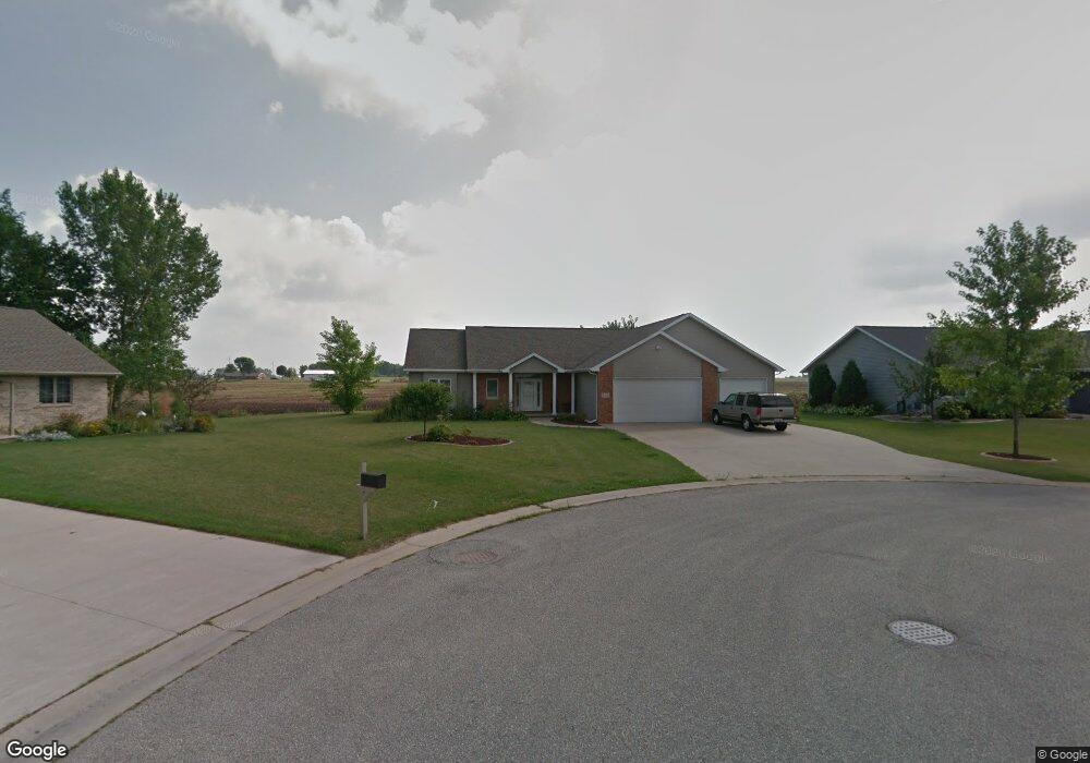 W5543 Bailey Dr, Appleton, WI 54915 - photo 1